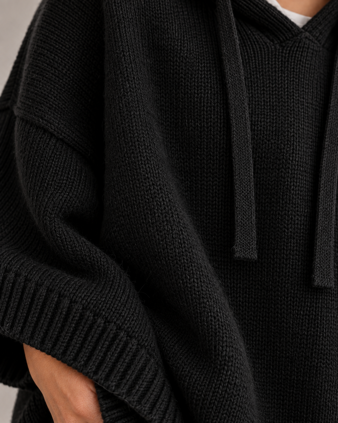 Amélie | Relaxed Hooded Knit Poncho