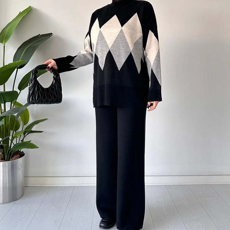 The Heritage Lounge Set